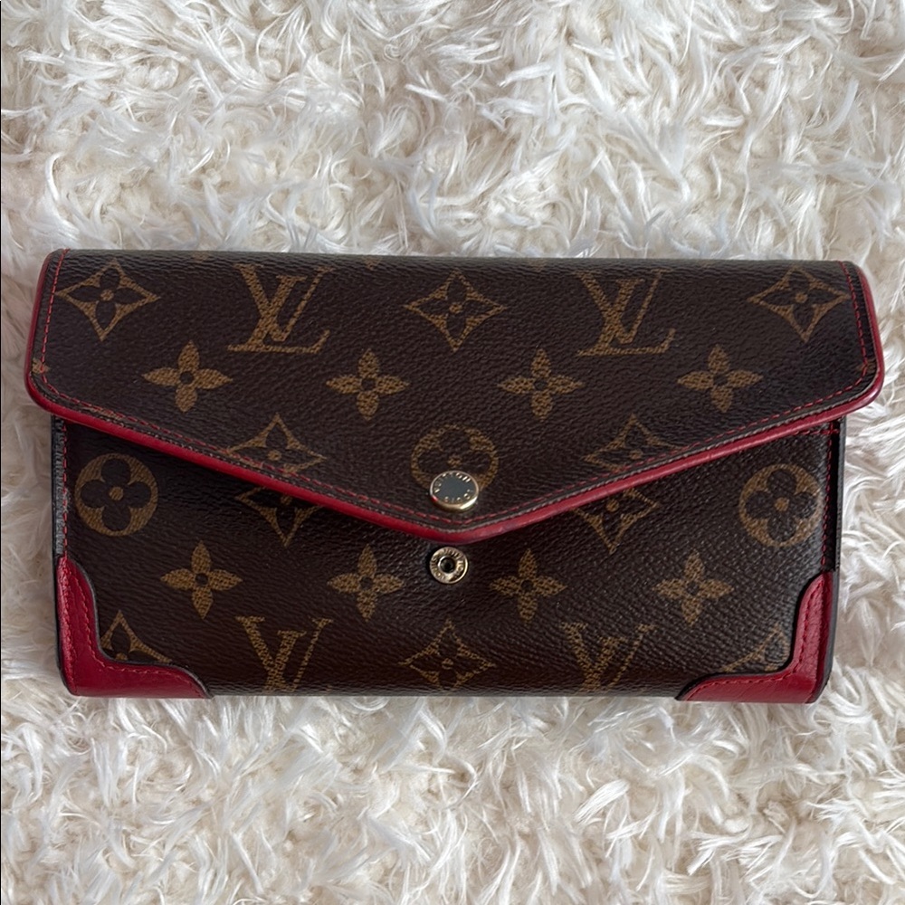 Louis Vuitton Long Wallet Red Monogram Portefeuille Sarah Retiro 2.  code MI4138